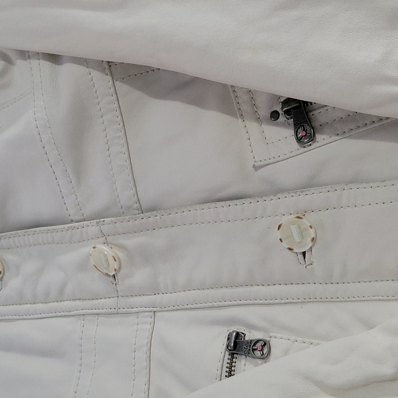 Jacket - Picture 5 of 6